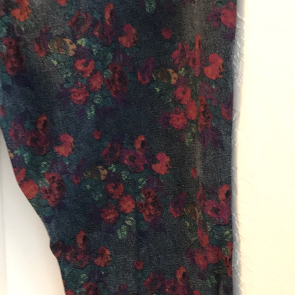 DG2 by Diane Gilman 18WP FLORAL JEANS🆕 - Picture 9 of 11